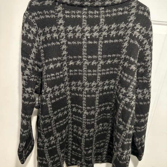 NWT sweater jacket - Picture 2 of 4
